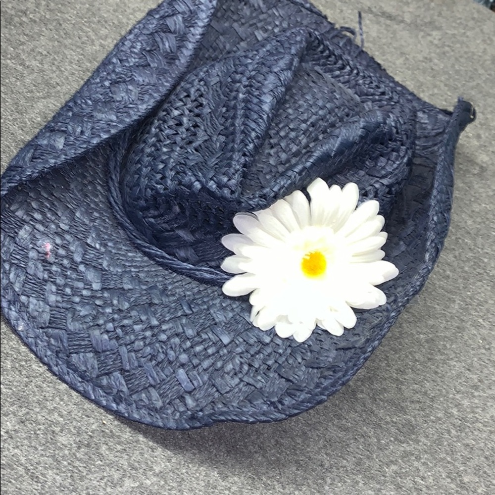 Straw hat